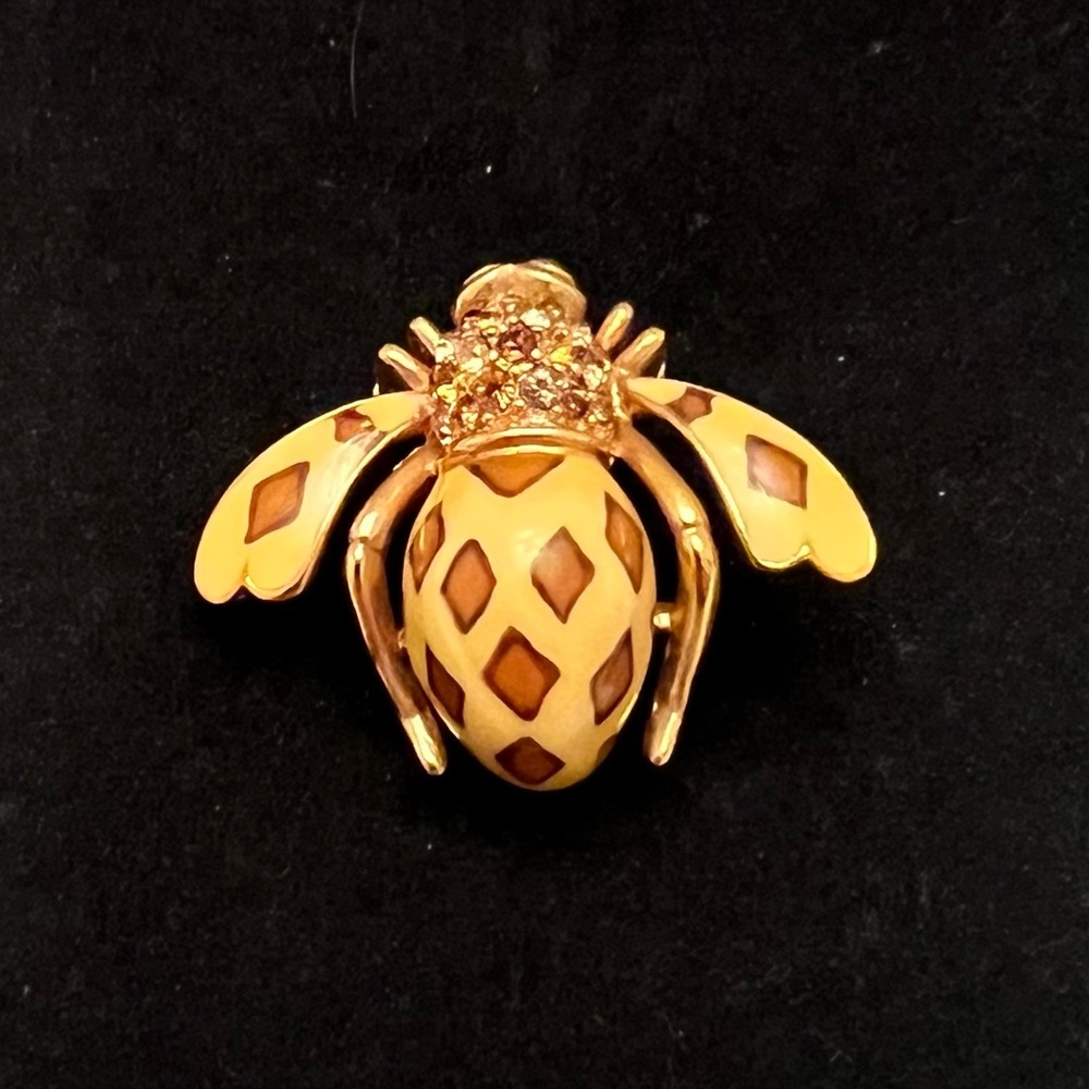 Joan Rivers Gold Tone Bee Brooch with Enamel Accents - Picture 4 of 8